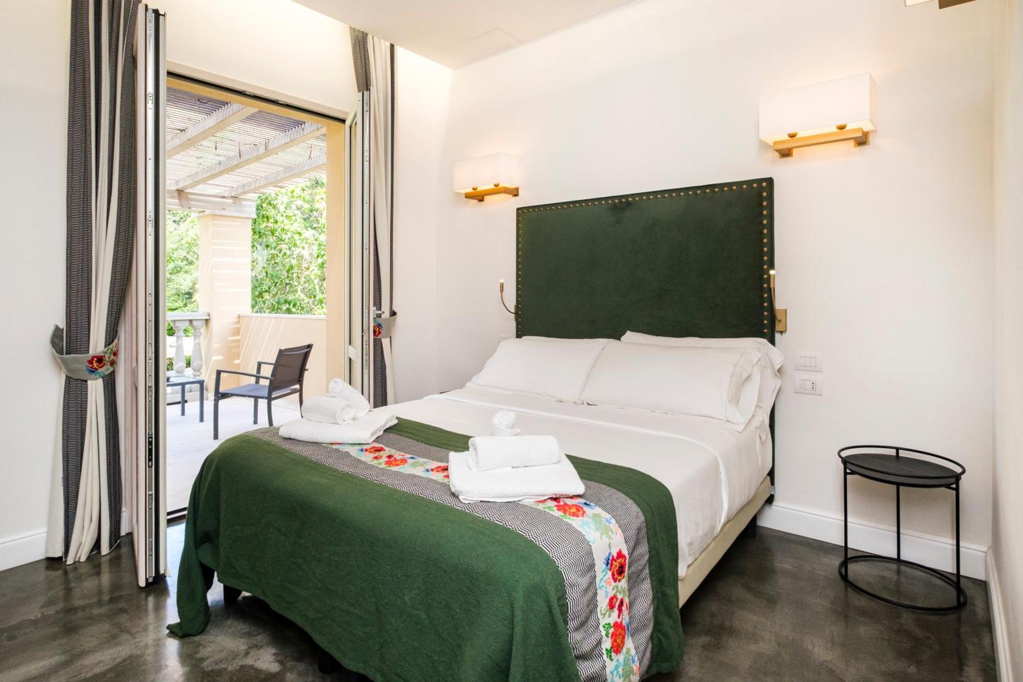 Kemani Villa Sara Олбия Екстериор снимка