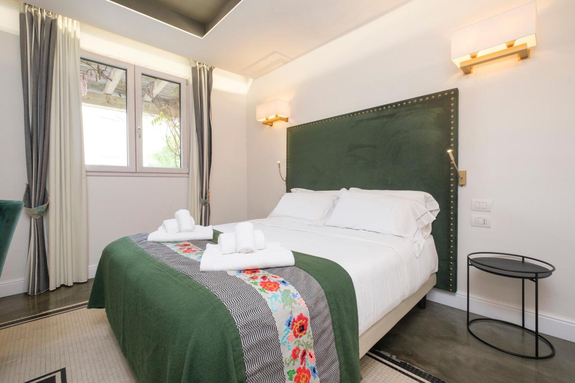Kemani Villa Sara Олбия Екстериор снимка