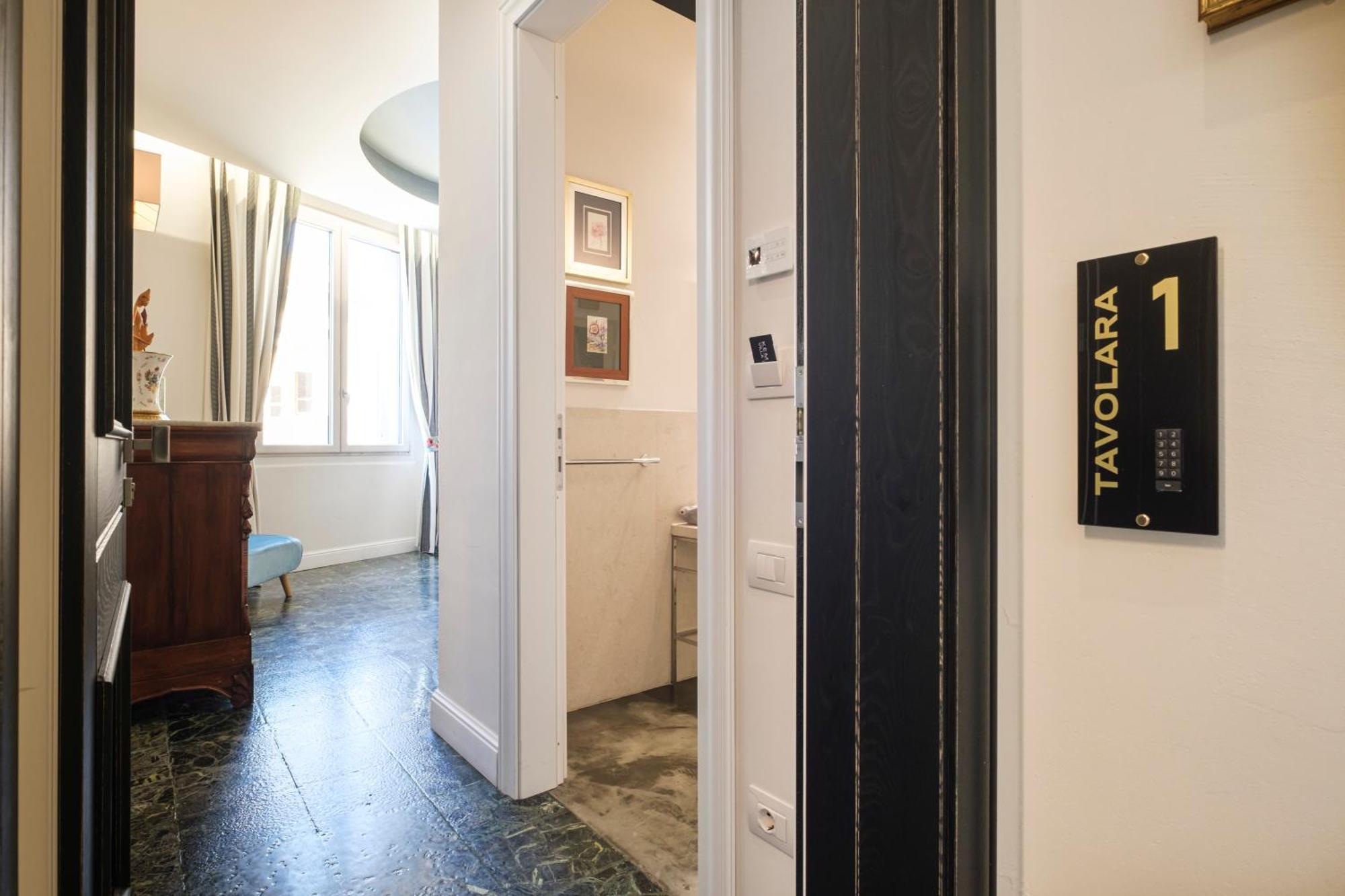 Kemani Villa Sara Олбия Стая снимка